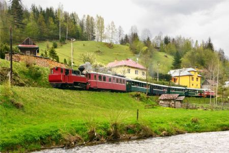 Rešica vchádzá do Hronca, Autor: Radim Škopec